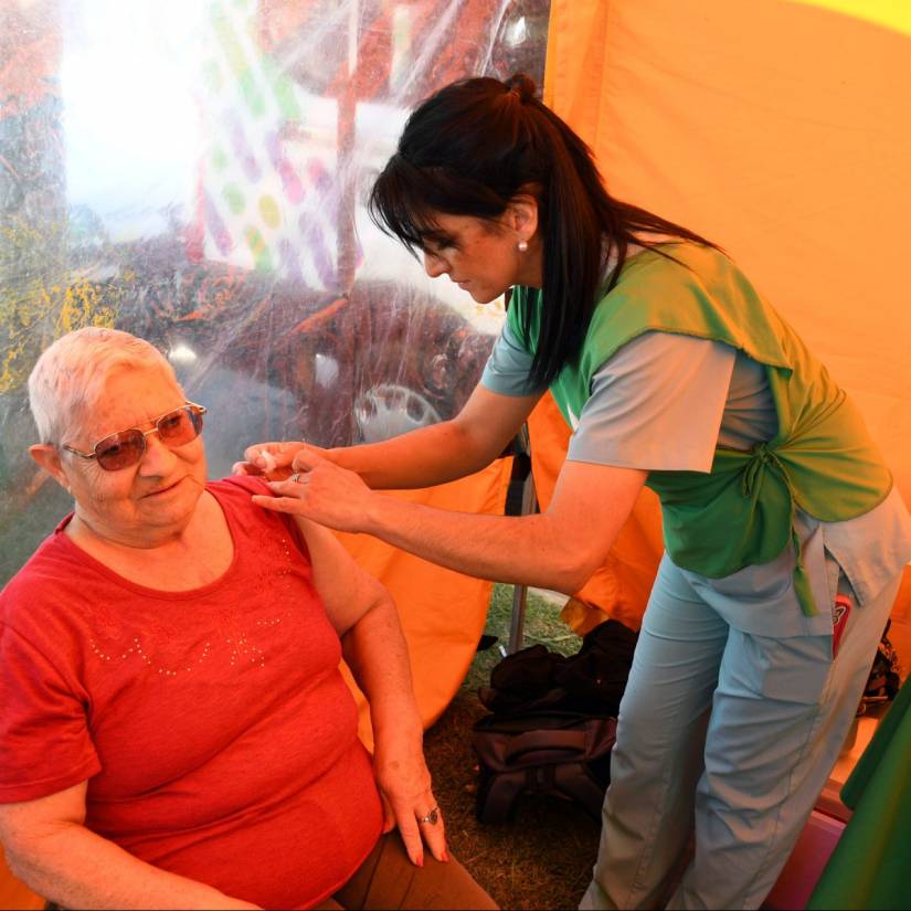#ModoVacuna: la Municipalidad continúa con la campaña itinerante de vacunación