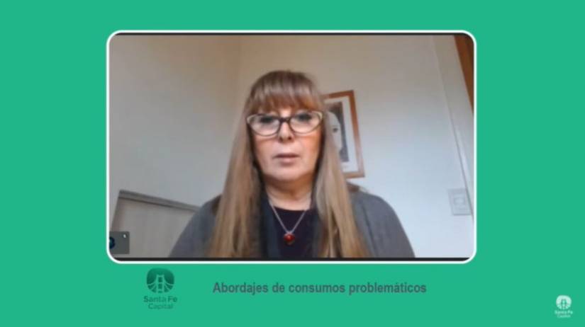 Reflexión sobre consumos problemáticos en un webinar para profesionales