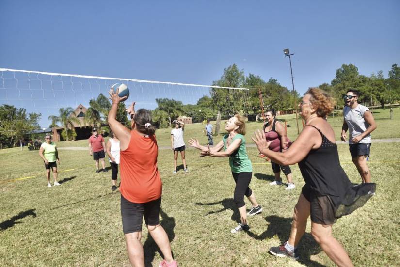 Newcom: mucho más que un deporte para la tercera edad