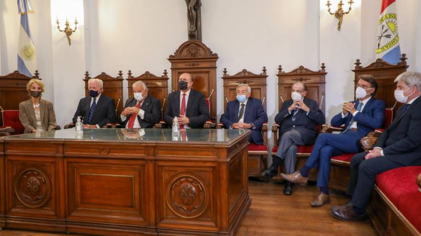 Perotti participó del acto de apertura del año judicial en el Palacio de Tribunales