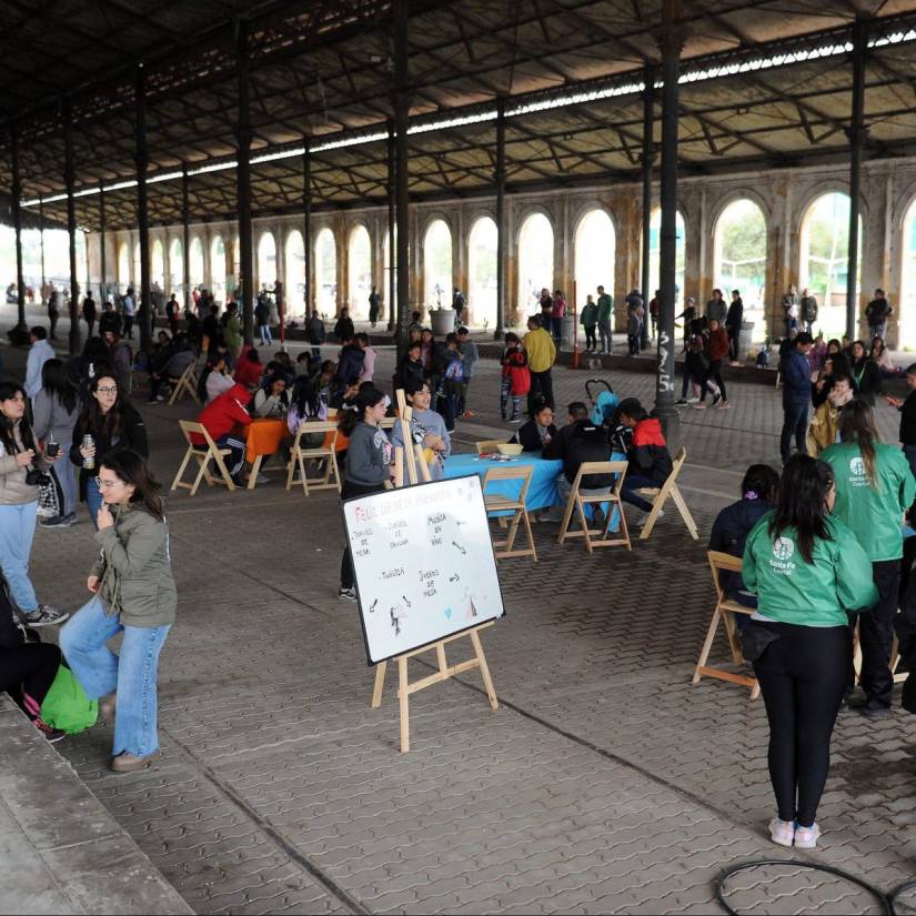 El Día de la Primavera se celebró en la Estación Mitre