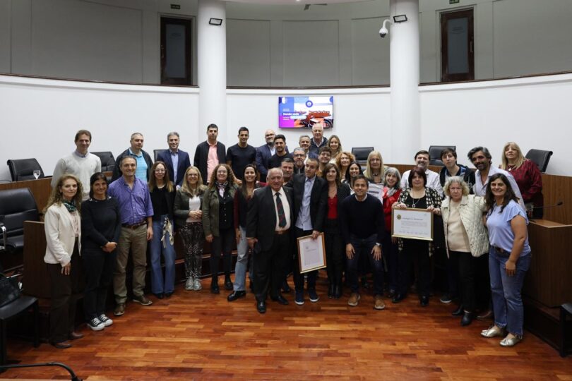 El Concejo distinguió a Bruno Rodriguez, primera persona ciega en recibirse de Ingeniero en Sistemas en la UTN
