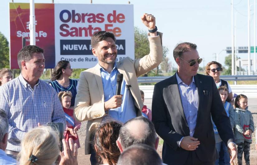 Pullaro inauguró trabajos viales: “Al ahorro lo volcamos en obras para que los santafesinos puedan vivir mejor”
