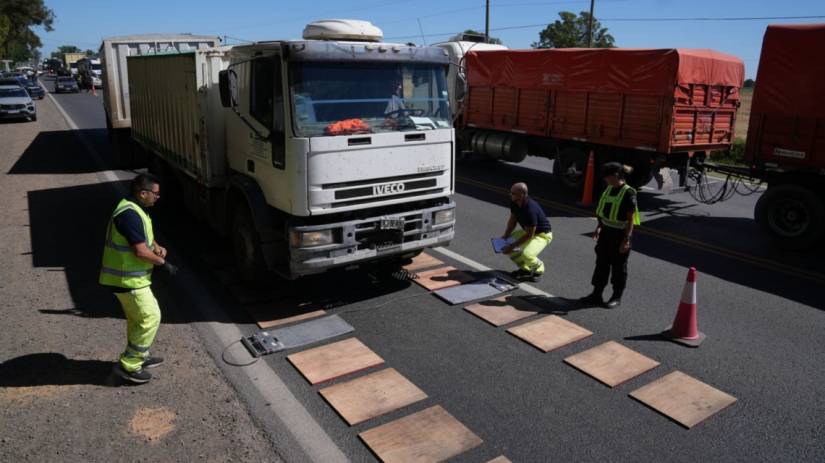 Provincia inició los controles intensivos de carga en camiones, con sanciones más duras