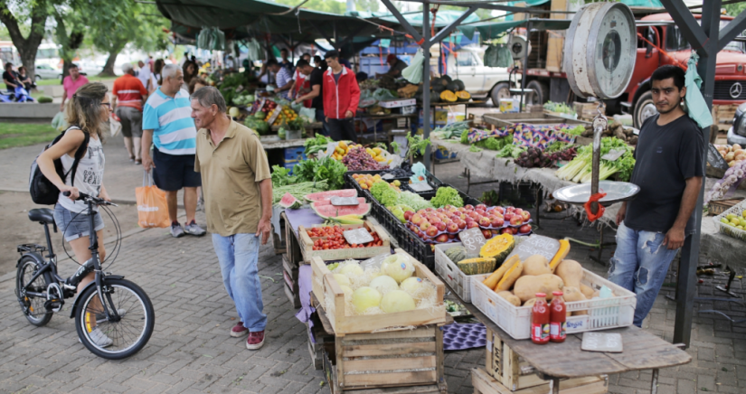 Más ferias populares se suman en distintos espacios de la ciudad