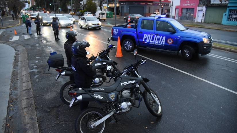 La Provincia incrementa el control vehicular por la nueva modalidad de convivencia en pandemia