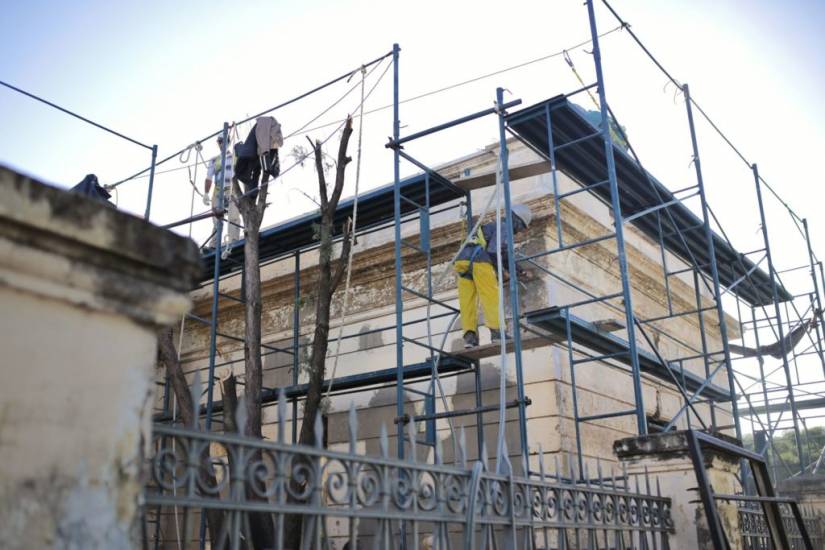 Estación Mitre: cómo es el trabajo de restauración del emblemático edificio